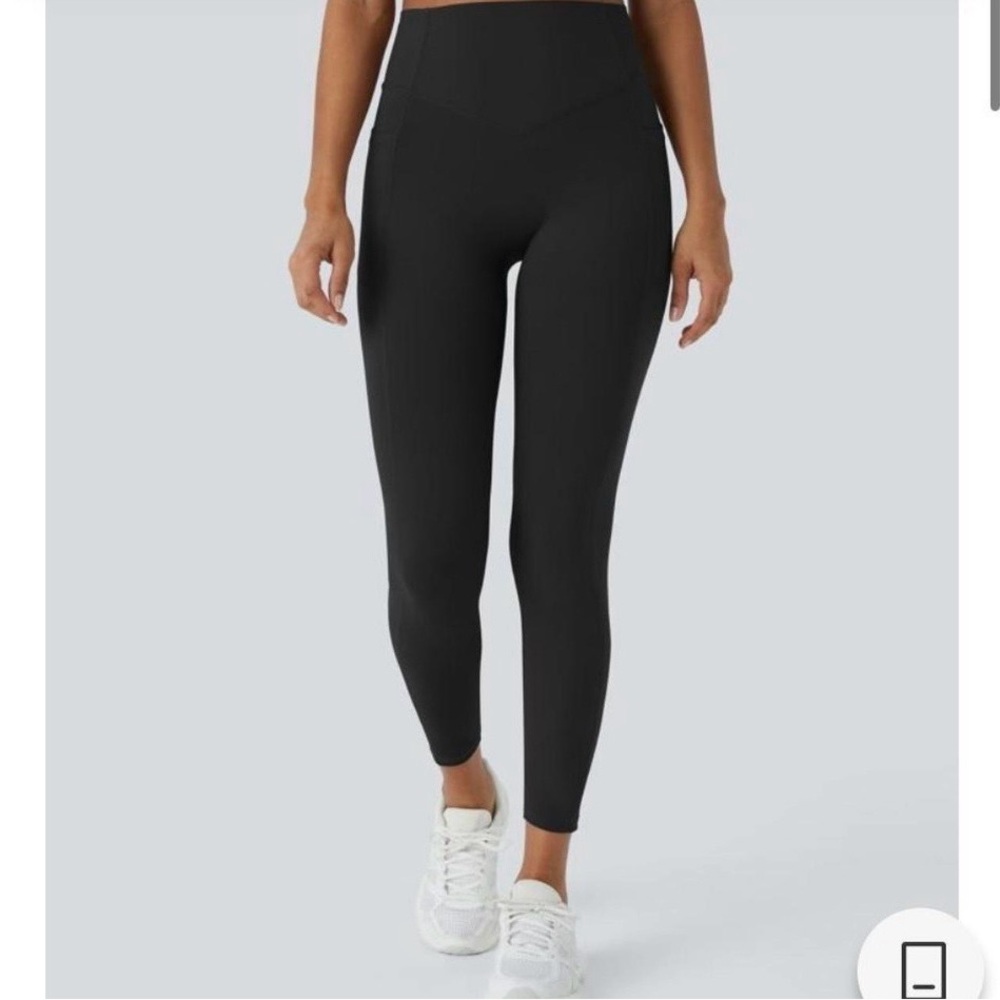 Like New! Halara UltraSculpt High Waisted Scrunch Butt Tummy Control Leggings